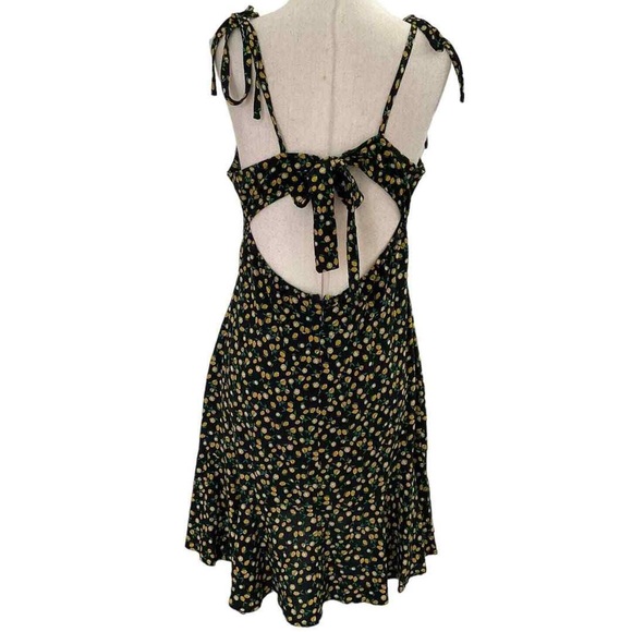 wild fable Dresses & Skirts - Wild Fable lemon 🍋 print dress bnwt sz.XL in a Black color